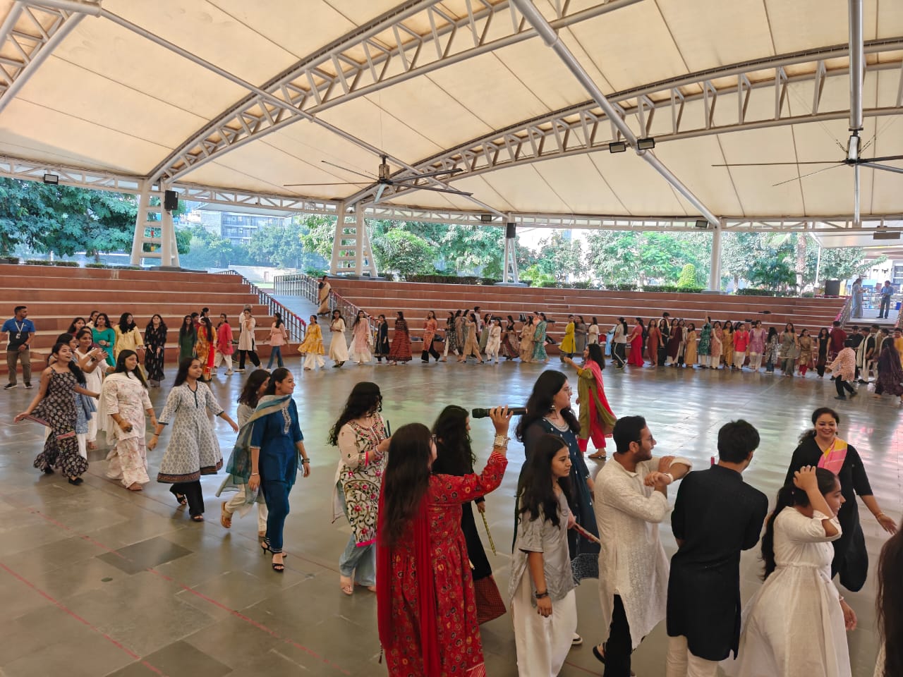 Cultural Fervour: Vibrant Dandiya Festivities 